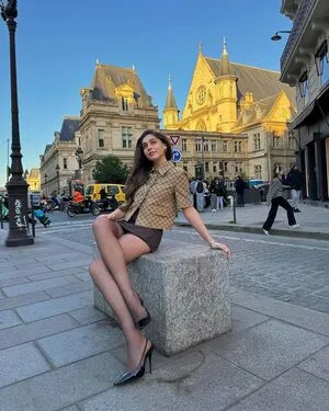 Cemre Baysel OnlyFans Leaked Free Thumbnail Picture - #40xY1k6soC