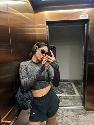 Cemre Baysel OnlyFans Leaked Free Thumbnail Picture - #uC2BSaPygo