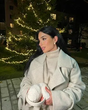 Cemre Felekoglu OnlyFans Leaked Free Thumbnail Picture - #N04bGXfoTk