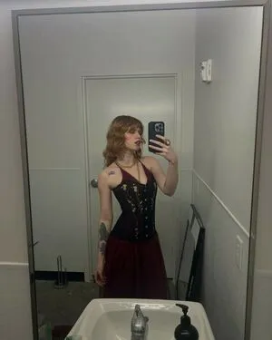Cera Gibson OnlyFans Leaked Free Thumbnail Picture - #2AZrFocny9