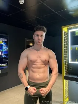 Cessarguti OnlyFans Leaked Free Thumbnail Picture - #7fCzED5Vxd