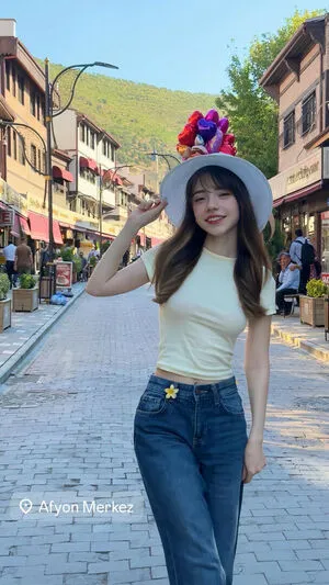 Cey Lazuli OnlyFans Leaked Free Thumbnail Picture - #Z64DXGCAUD