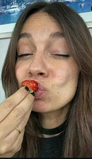 Ceyda Kasabali OnlyFans Leaked Free Thumbnail Picture - #iiUUE5lulB