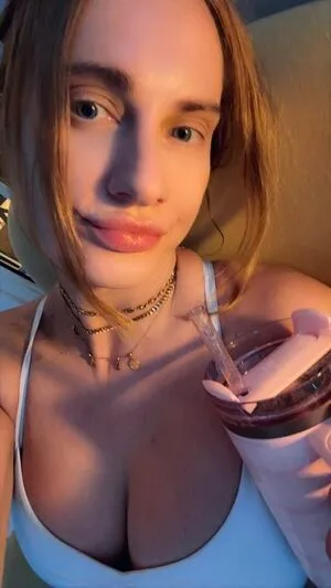 Cfclina79 OnlyFans Leaked Free Thumbnail Picture - #4qNviamgv3
