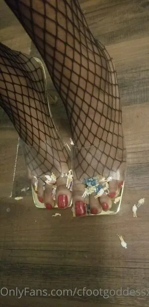 Cfootgoddessx OnlyFans Leaked Free Thumbnail Picture - #YBWYNvNkAN