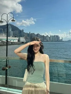 Chaeryeong OnlyFans Leaked Free Thumbnail Picture - #cmtIP00Snp