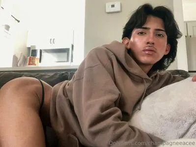 Champagneeacee OnlyFans Leaked Free Thumbnail Picture - #ok6i8cn9UR