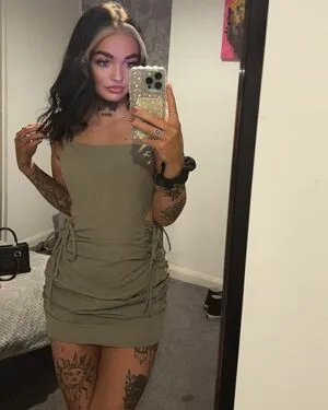 Chan Morleyx Chantelle OnlyFans Leaked Free Thumbnail Picture - #dmcr3UJhkg