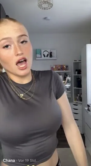 Chanajk OnlyFans Leaked Free Thumbnail Picture - #s1w1QkBIp3