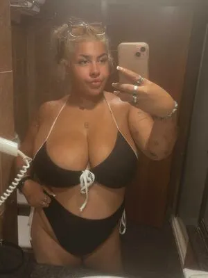 Chanece Mighty OnlyFans Leaked Free Thumbnail Picture - #ULZNNOAd93