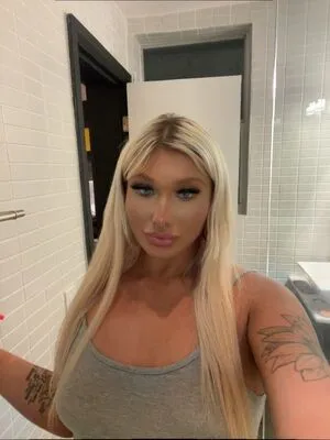 Chanel Luxx OnlyFans Leaked Free Thumbnail Picture - #EllCc5iNlF