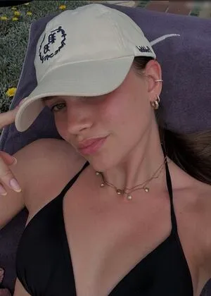 Chanel Silberberg OnlyFans Leaked Free Thumbnail Picture - #Y1fYFqk4iA