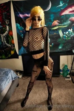 Chanel OnlyFans Leaked Free Thumbnail Picture - #SkuOccVUit