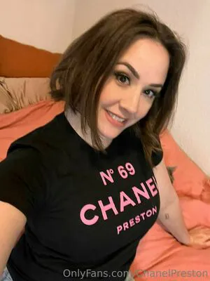Chanelpreston OnlyFans Leaked Free Thumbnail Picture - #1eyzXzaQ6S