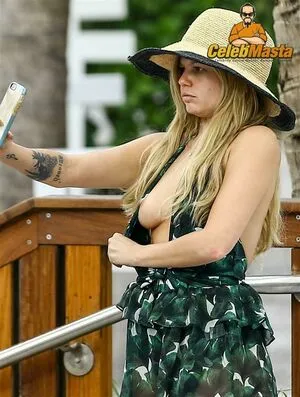 Chanelwest OnlyFans Leaked Free Thumbnail Picture - #LpvYC9eK6x