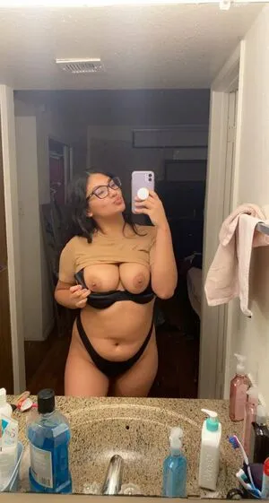 chanelxx21 OnlyFans Leaked Free Thumbnail Picture - #x99pBZ0u35