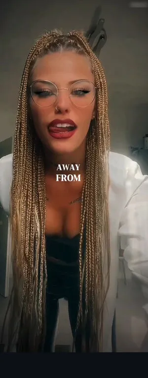 Chaniiiii Bestfans OnlyFans Leaked Free Thumbnail Picture - #q2hcacbg7r