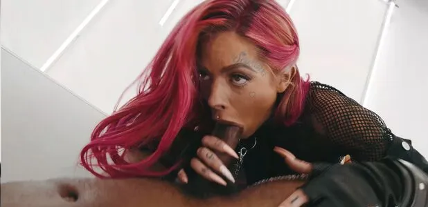 Chantal Danielle OnlyFans Leaked Free Thumbnail Picture - #tFsgONwFiN