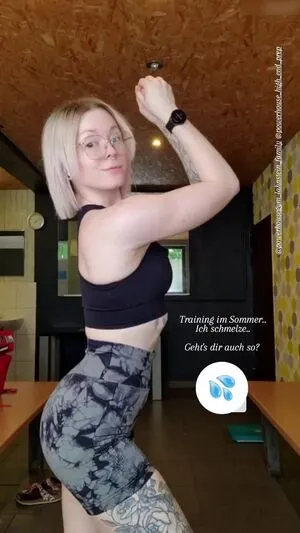 Chantal Lewentz OnlyFans Leaked Free Thumbnail Picture - #8uUZ3e11R1