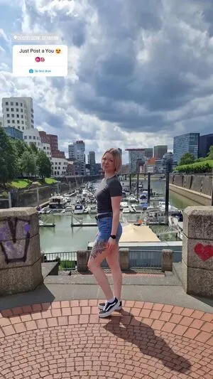 Chantal Lewentz OnlyFans Leaked Free Thumbnail Picture - #GA4TvCN0a5