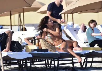 Chantel Jeffries OnlyFans Leaked Free Thumbnail Picture - #5qq323k6q9