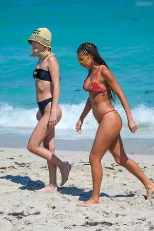 Chantel Jeffries OnlyFans Leaked Free Thumbnail Picture - #JvHb06pneu
