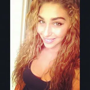 Chantel Jeffries OnlyFans Leaked Free Thumbnail Picture - #Q6Q4AWg6Jh