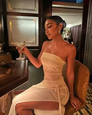 Chantel Jeffries OnlyFans Leaked Free Thumbnail Picture - #XPvPlarmEs