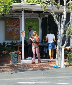 Chantel Jeffries OnlyFans Leaked Free Thumbnail Picture - #uWQ9fmVELE