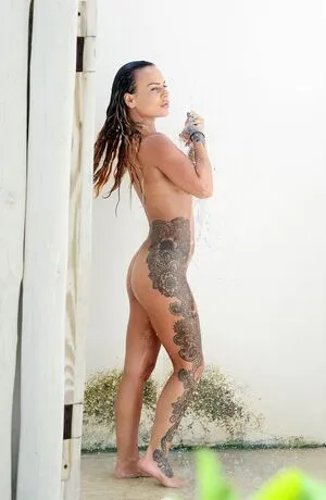 Chantelle Connelly OnlyFans Leaked Free Thumbnail Picture - #4IG7Uu0tyy