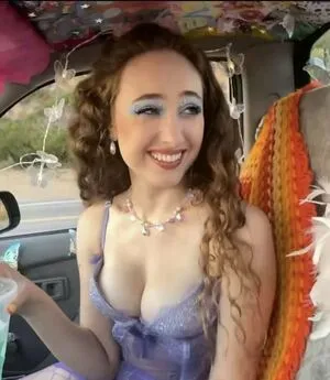 Chappell Roan OnlyFans Leaked Free Thumbnail Picture - #VB9kJNfnFn