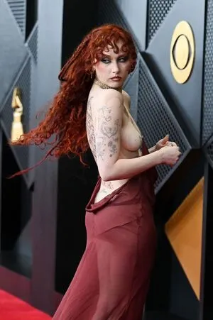 Chappell Roan OnlyFans Leaked Free Thumbnail Picture - #e7yY16tXqf