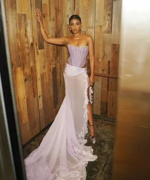 Charithra Chandran OnlyFans Leaked Free Thumbnail Picture - #11FyBRZADN