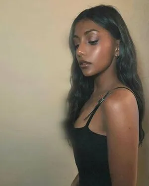 Charithra Chandran OnlyFans Leaked Free Thumbnail Picture - #4yENPoSGkI