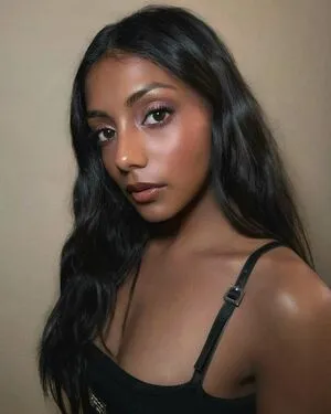 Charithra Chandran OnlyFans Leaked Free Thumbnail Picture - #qKdbQ50KLF