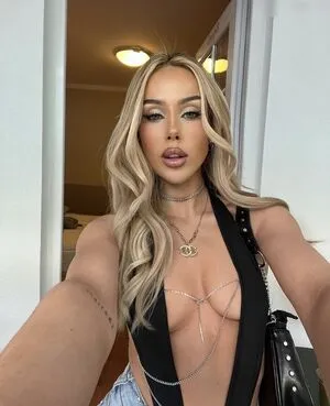 Charleen Christine Pugg OnlyFans Leaked Free Thumbnail Picture - #Z1olb7nrRv