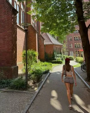 Charleen Weiss OnlyFans Leaked Free Thumbnail Picture - #oeEhtnBmgc