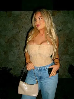 Charli Burt OnlyFans Leaked Free Thumbnail Picture - #IwWdwl8qyg