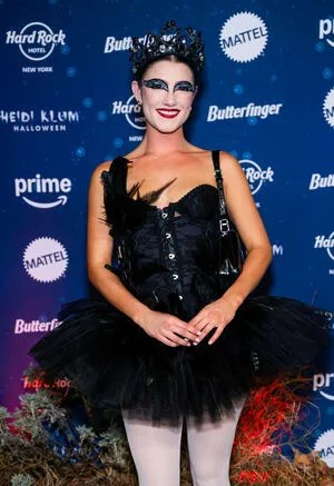 Charli D Amelio OnlyFans Leaked Free Thumbnail Picture - #1GqGjKjbBZ