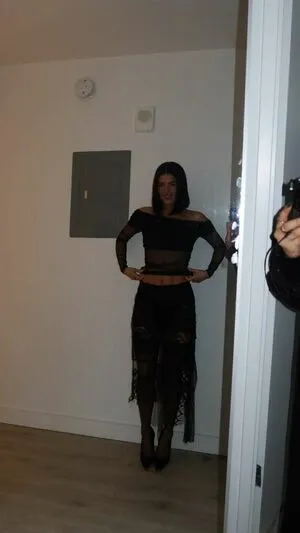 Charli D Amelio OnlyFans Leaked Free Thumbnail Picture - #681qj9ywzx