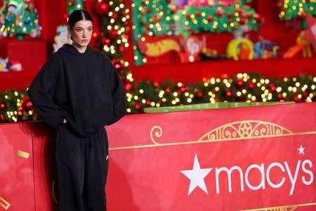 Charli D Amelio OnlyFans Leaked Free Thumbnail Picture - #Fn3i85pJUb