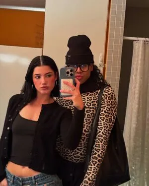 Charli D Amelio OnlyFans Leaked Free Thumbnail Picture - #IwlrAs4smZ