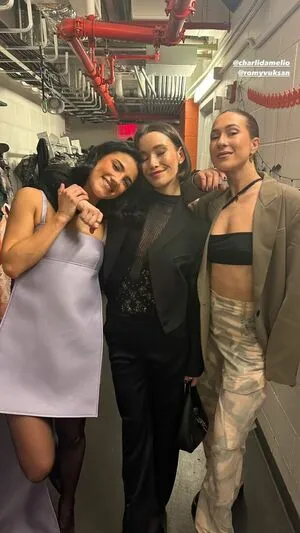 Charli D Amelio OnlyFans Leaked Free Thumbnail Picture - #Jx8J3K2jeo