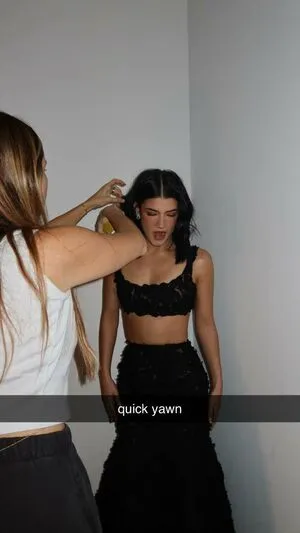 Charli D Amelio OnlyFans Leaked Free Thumbnail Picture - #OEKIsOK7G2