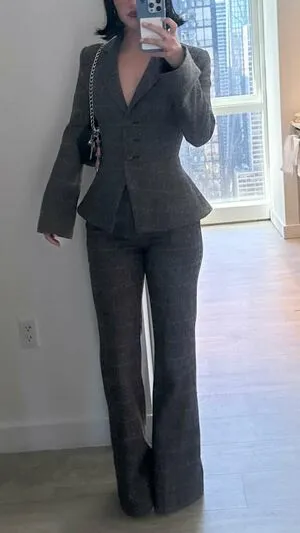 Charli D Amelio OnlyFans Leaked Free Thumbnail Picture - #P4bckA1GxI