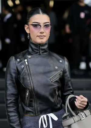 Charli D Amelio OnlyFans Leaked Free Thumbnail Picture - #gmwoqRLedO