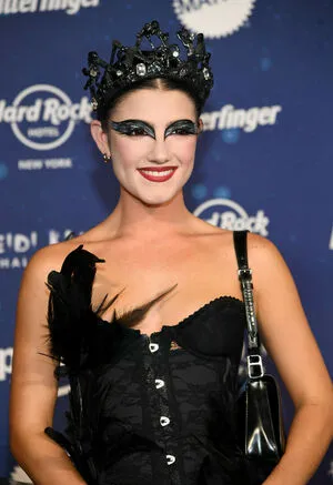 Charli D Amelio OnlyFans Leaked Free Thumbnail Picture - #pmY8HgAjkO