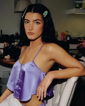 Charli D Amelio OnlyFans Leaked Free Thumbnail Picture - #x72y6J7tob