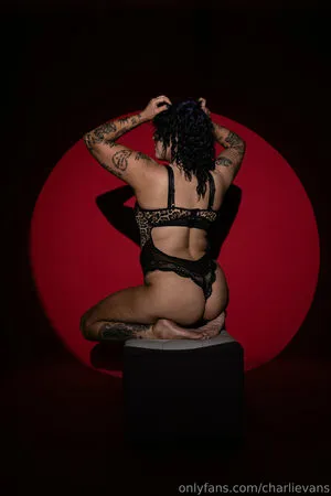 Charli Evans OnlyFans Leaked Free Thumbnail Picture - #IHROMeLKgK