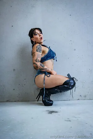Charli Evans OnlyFans Leaked Free Thumbnail Picture - #PT7QW8Twol